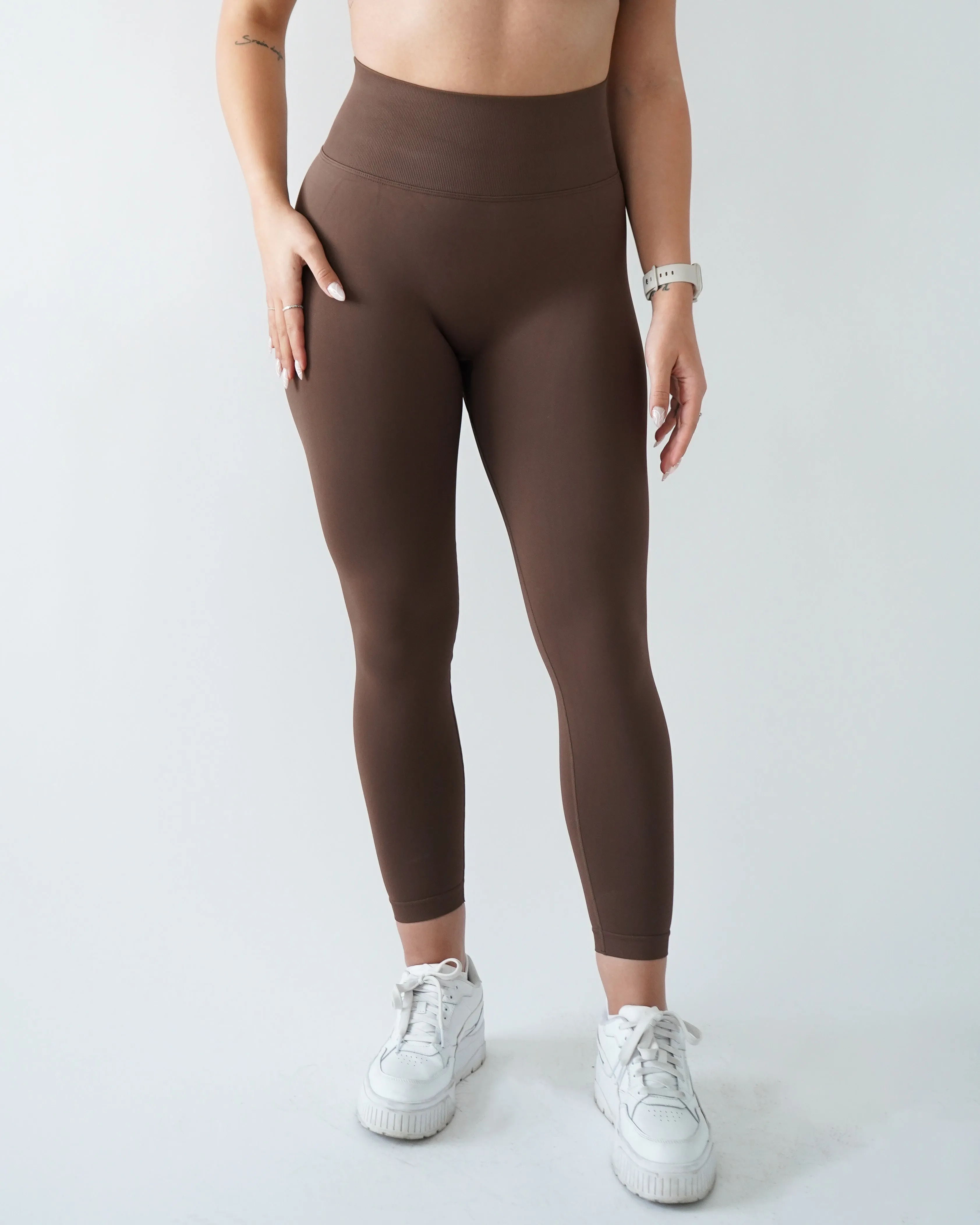 Smooth silhouette Enhance Contour Leggings 27" ?? Cocoa