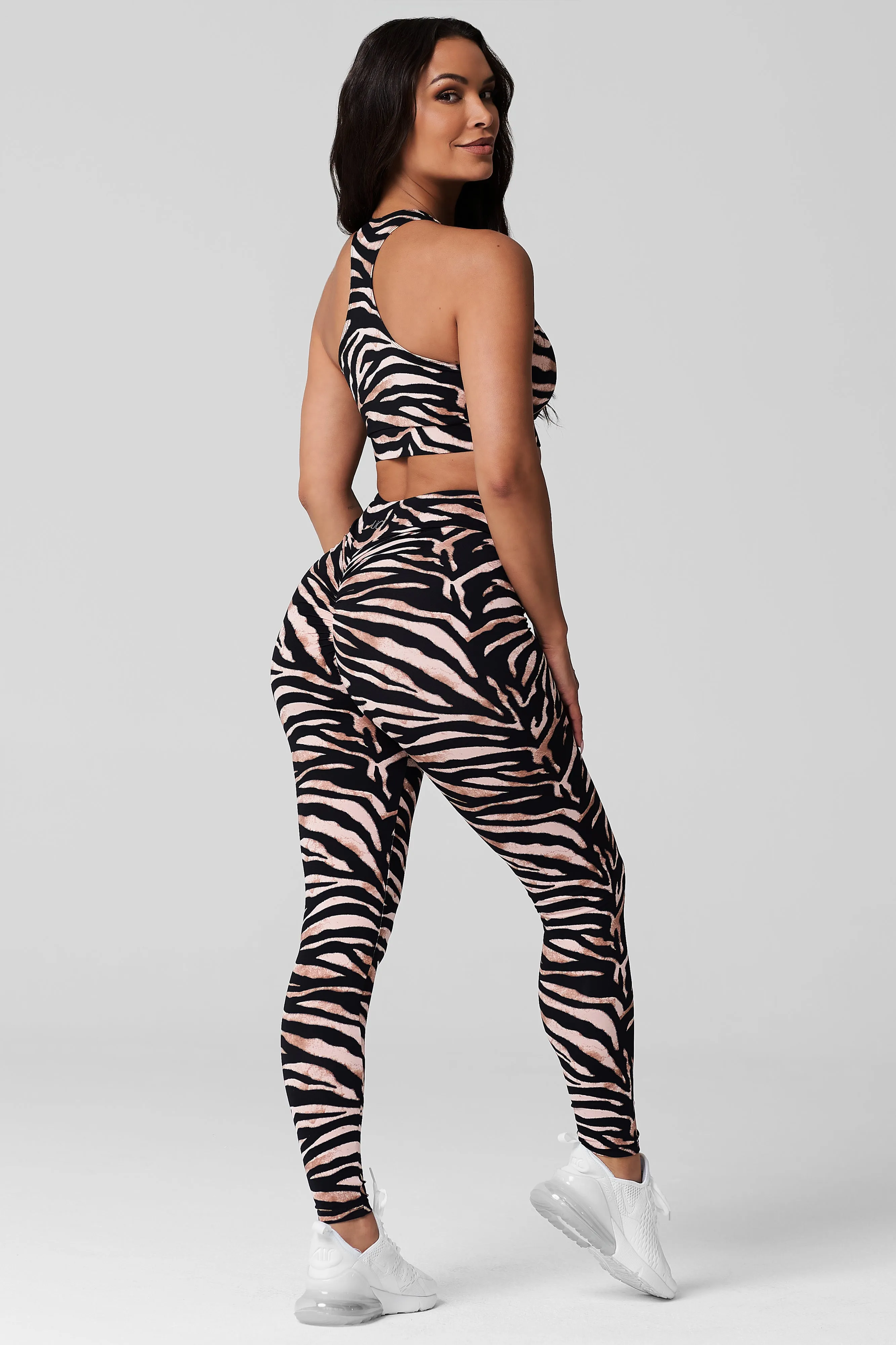 Fresh Glow Brunch Fit Unleashed High Waist Scrunch Legging