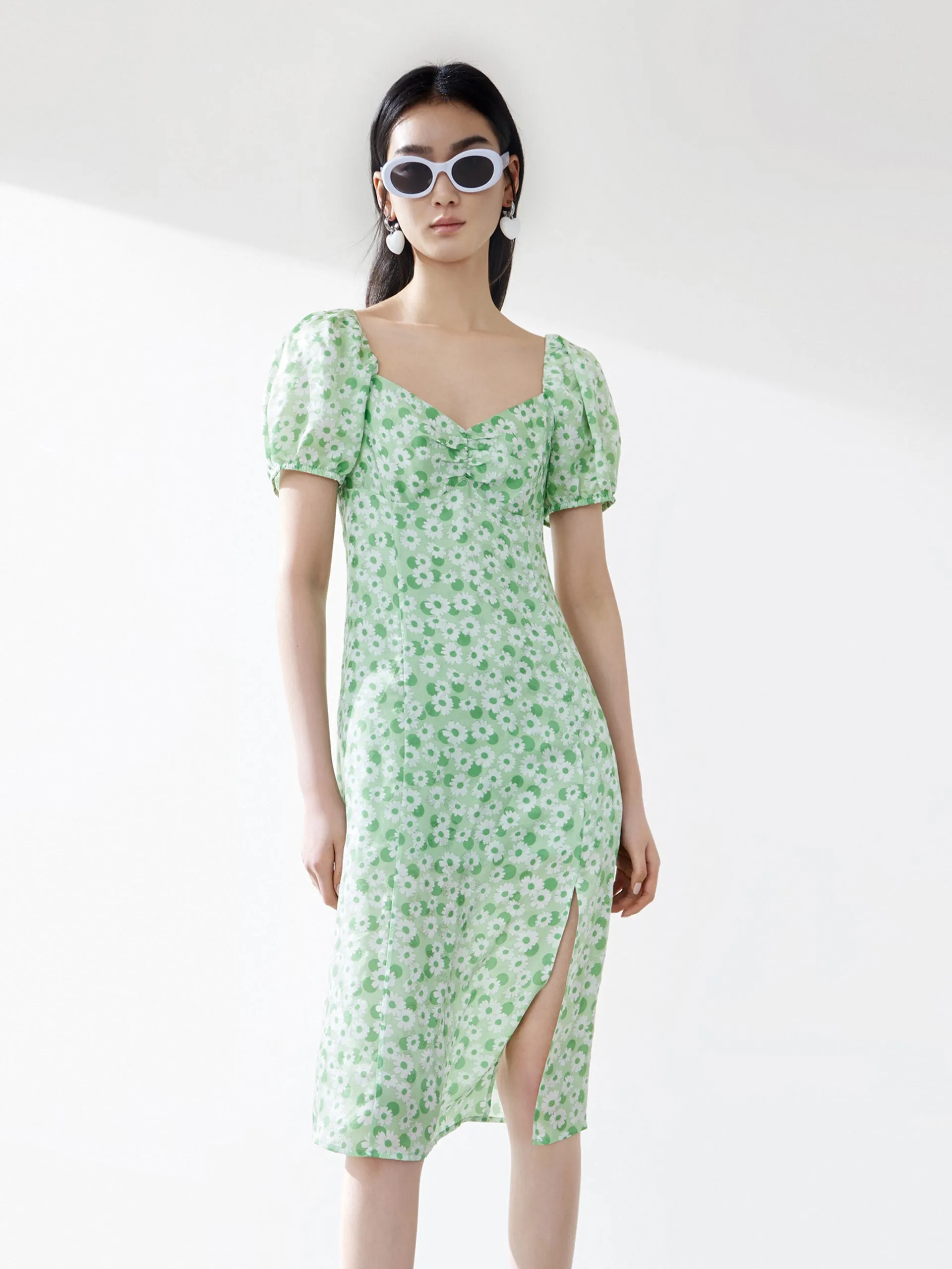 City Prep Fog Lane Daisy Print Slit Silk Dress