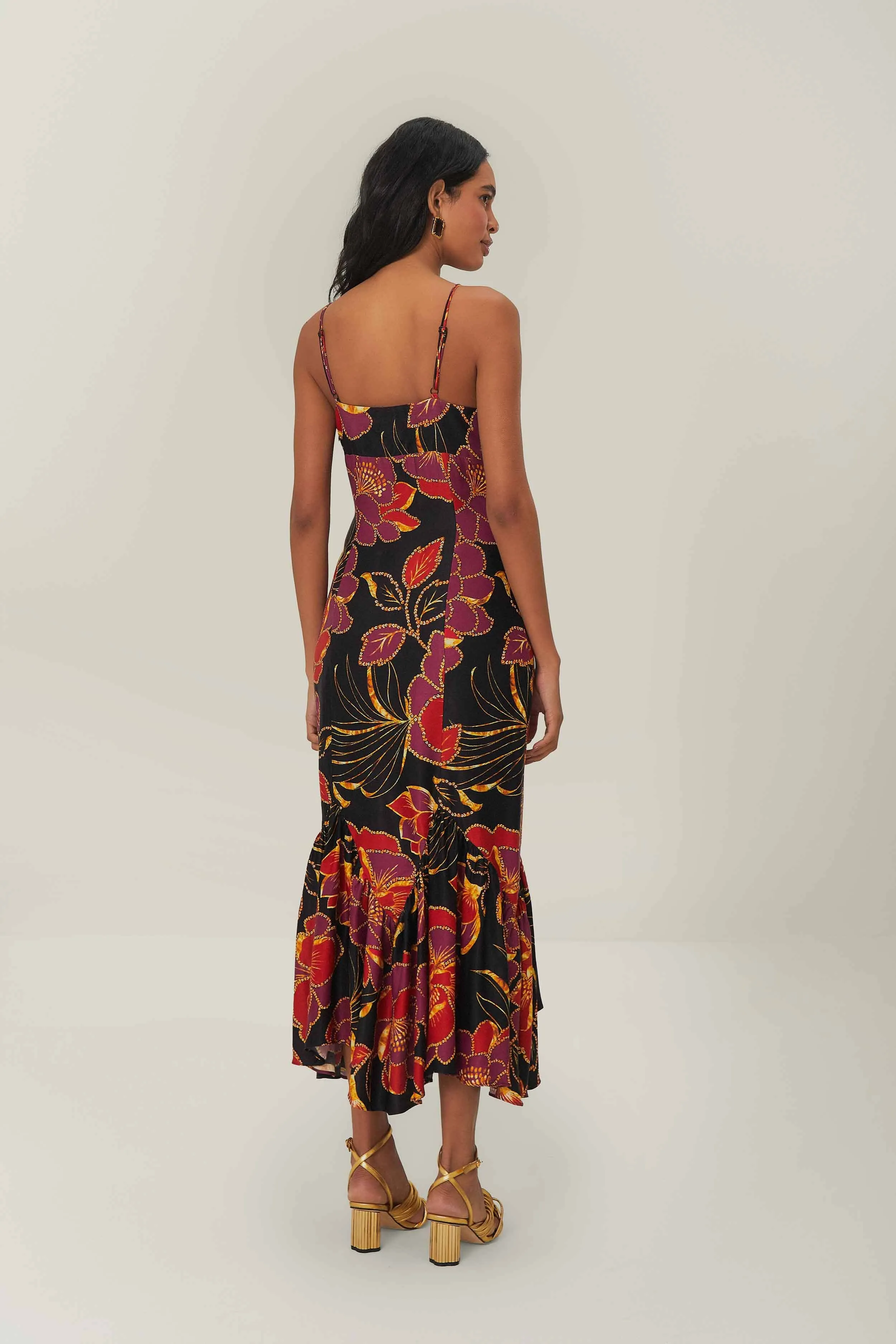 With its timeless design this dress is perfect for both casual and formal wear Black Shiny Chita LENZING? ECOVERO? Maxi Dress