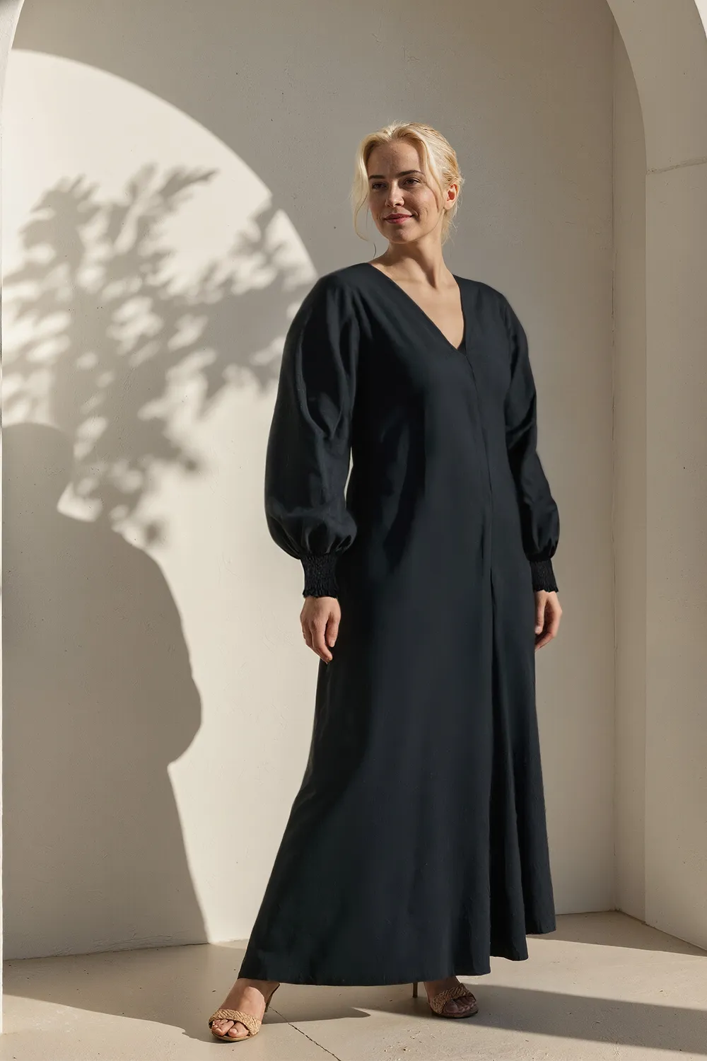 Fur Glow Vibrant boho dress Tamara Long Sleeve Linen Dress in Black