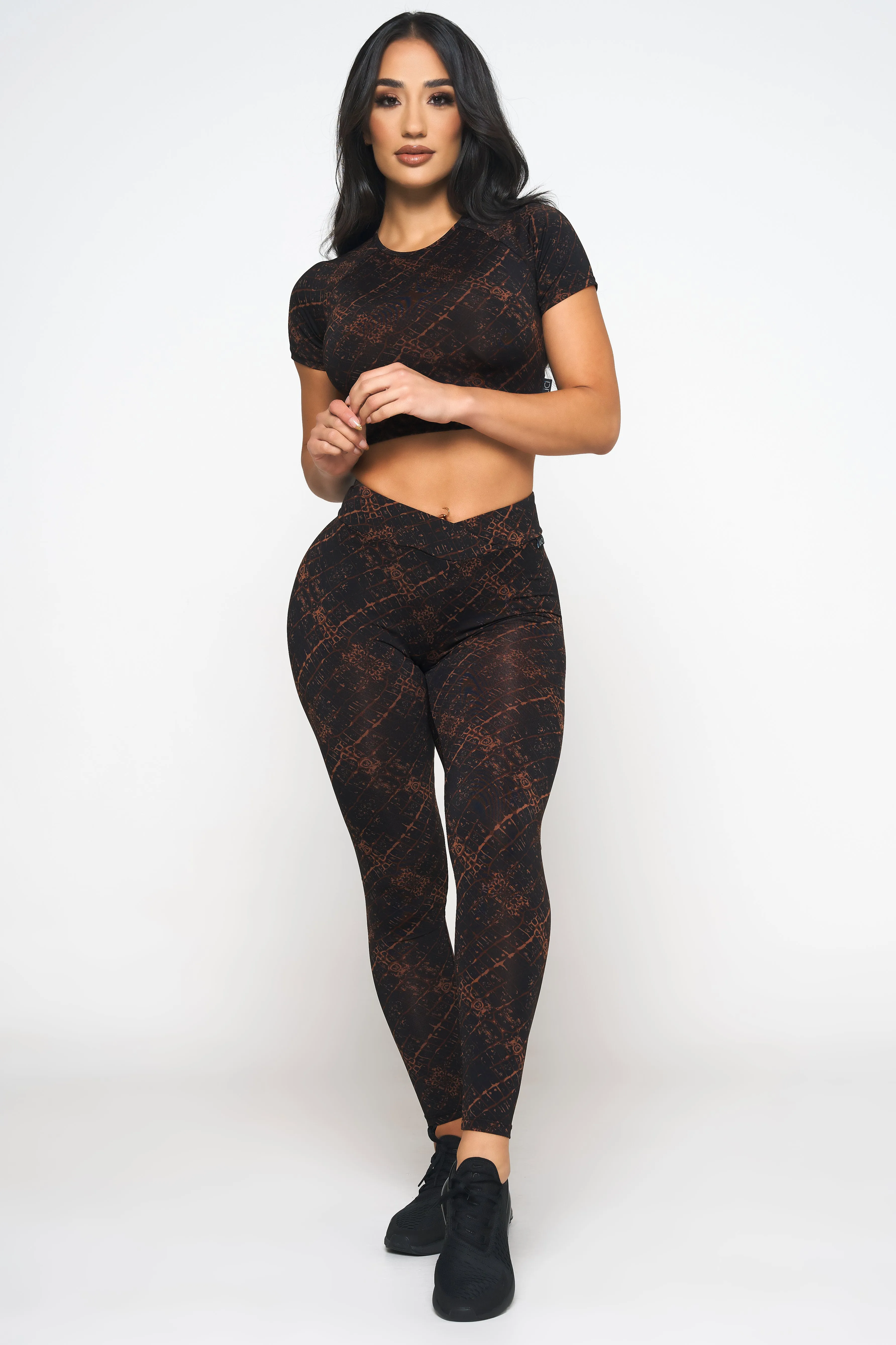 Instinct V-Cut Scrunch Legging WaterRepellentCoating