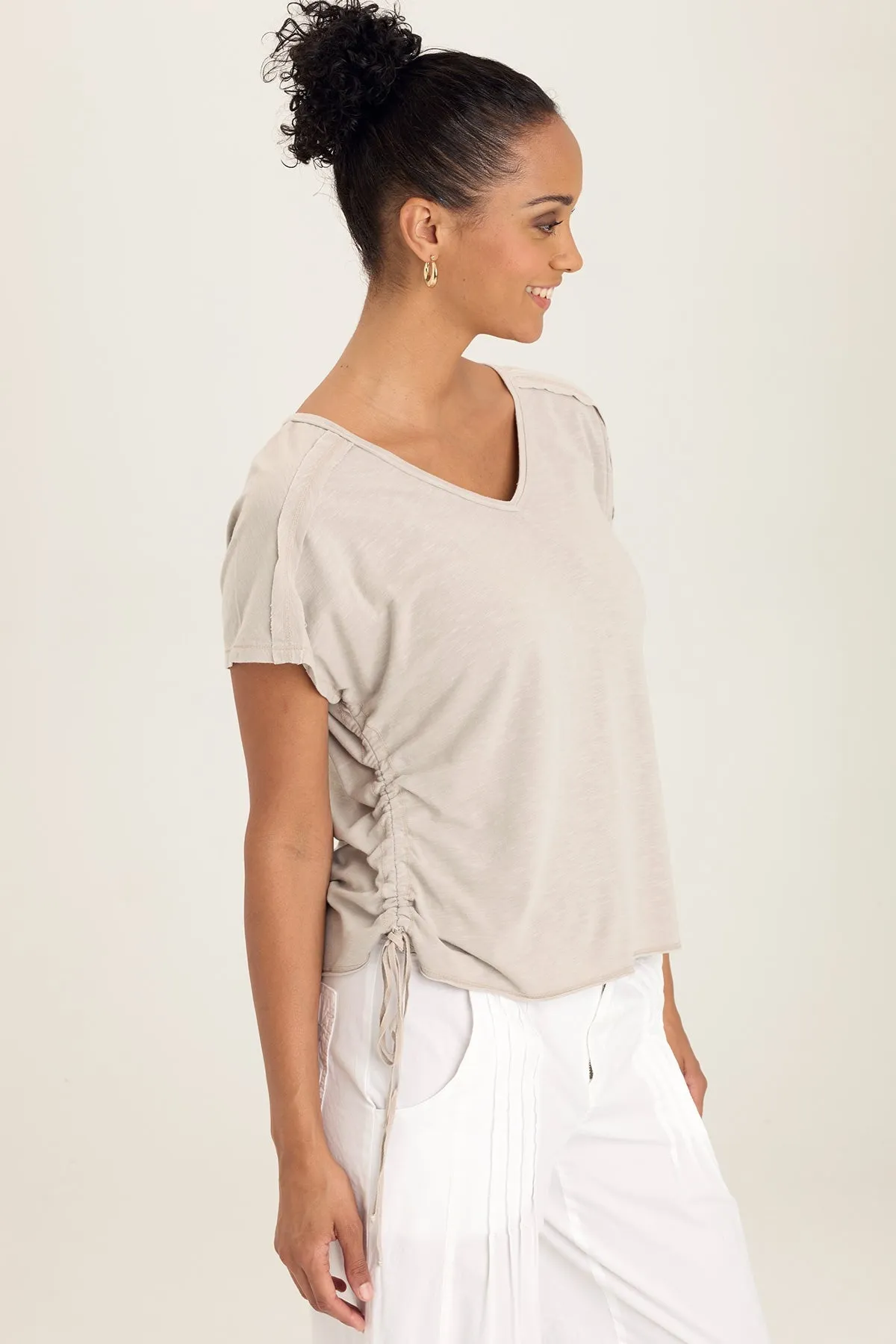 DurableWeave Joyful Mood Diggory Tee
