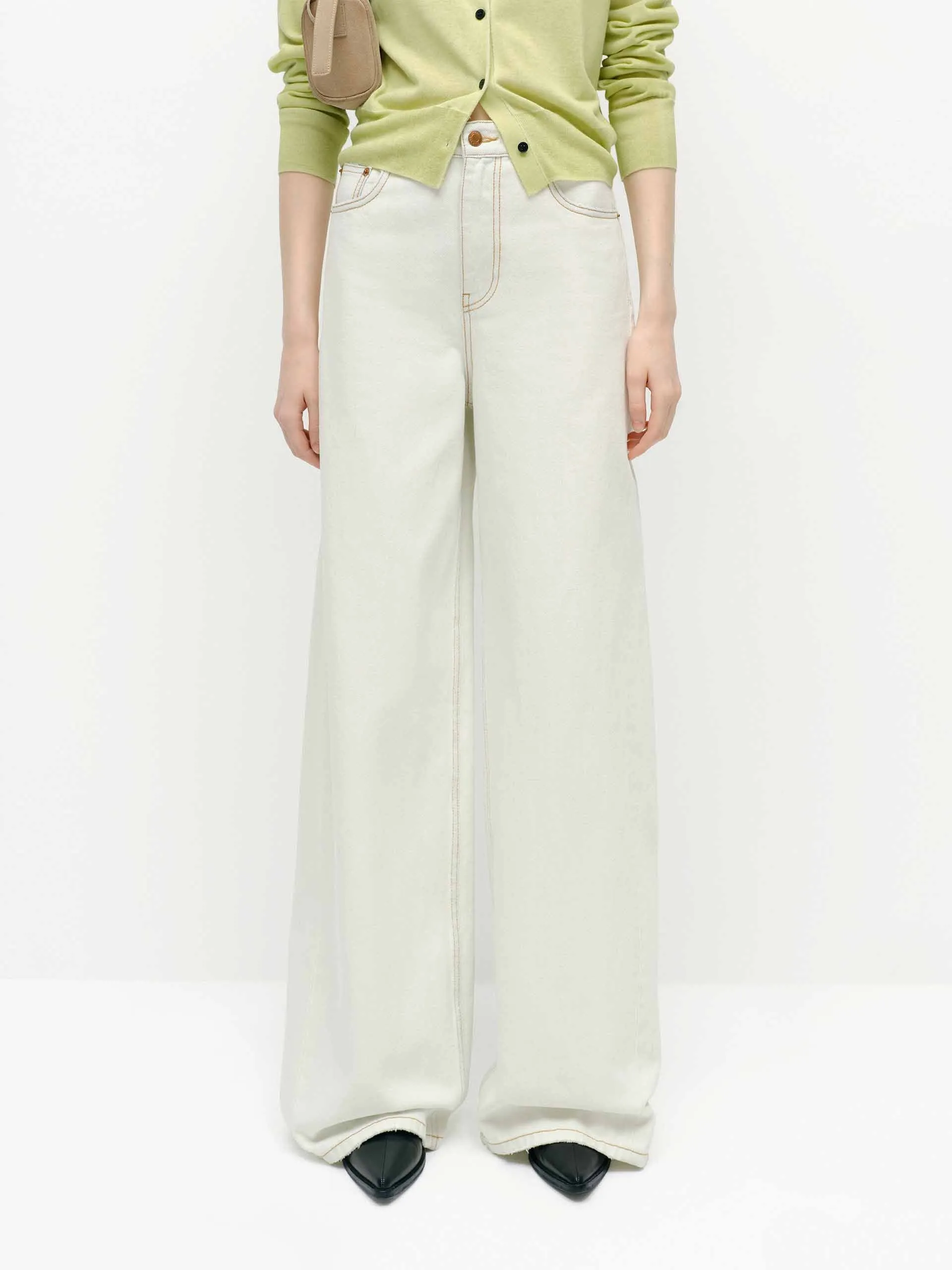 Relaxed Straight Leg Jeans Life Ready On-the-Go Look