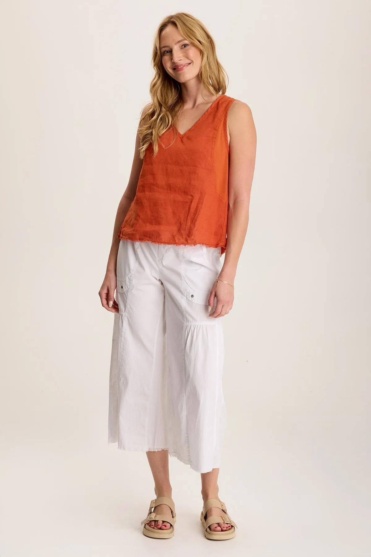 Vision Fit Estine Linen V-Neck Tank Top