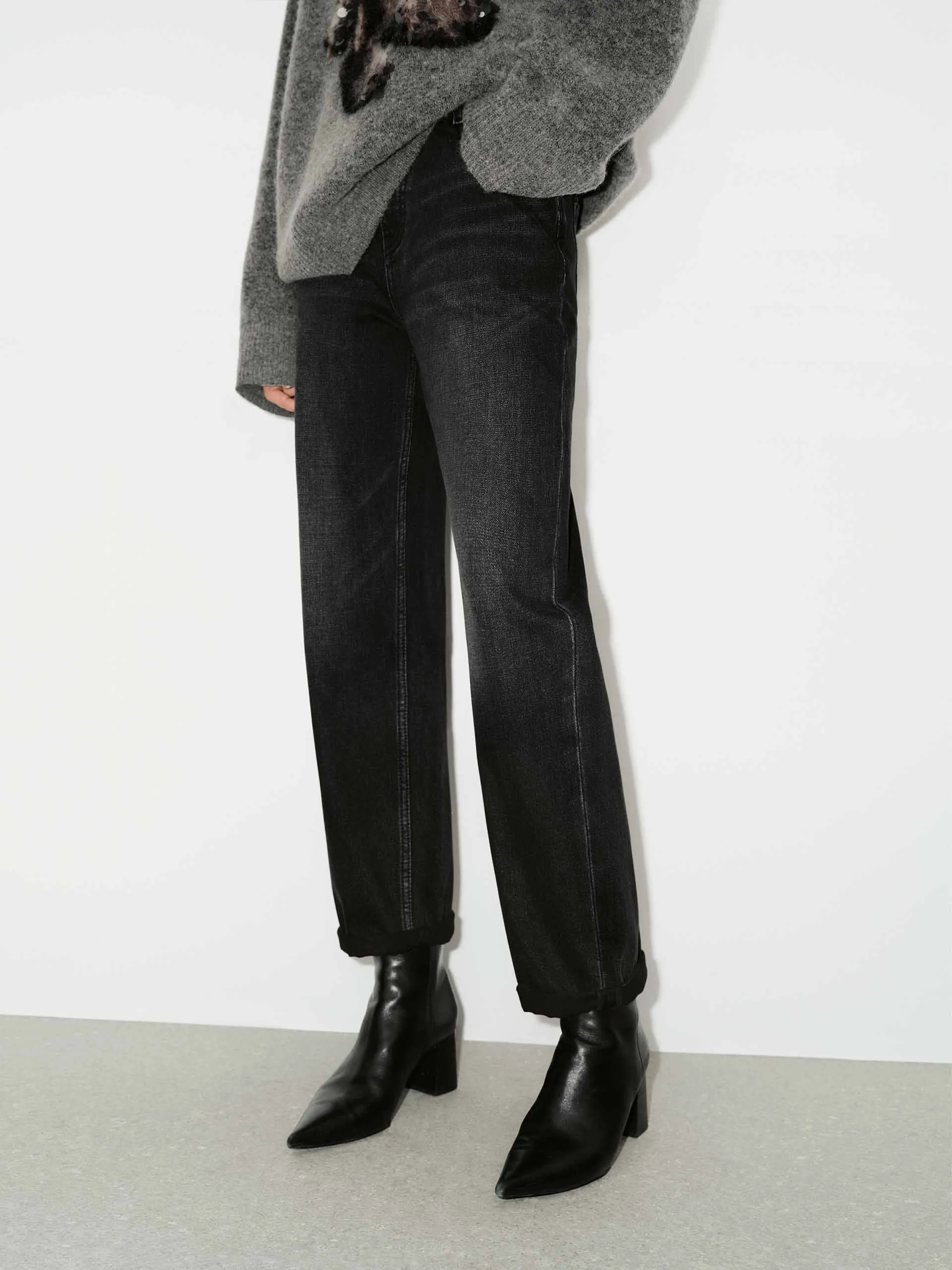 Everyday Classic Wear Comfy Cotton Blend Fitted Jeans