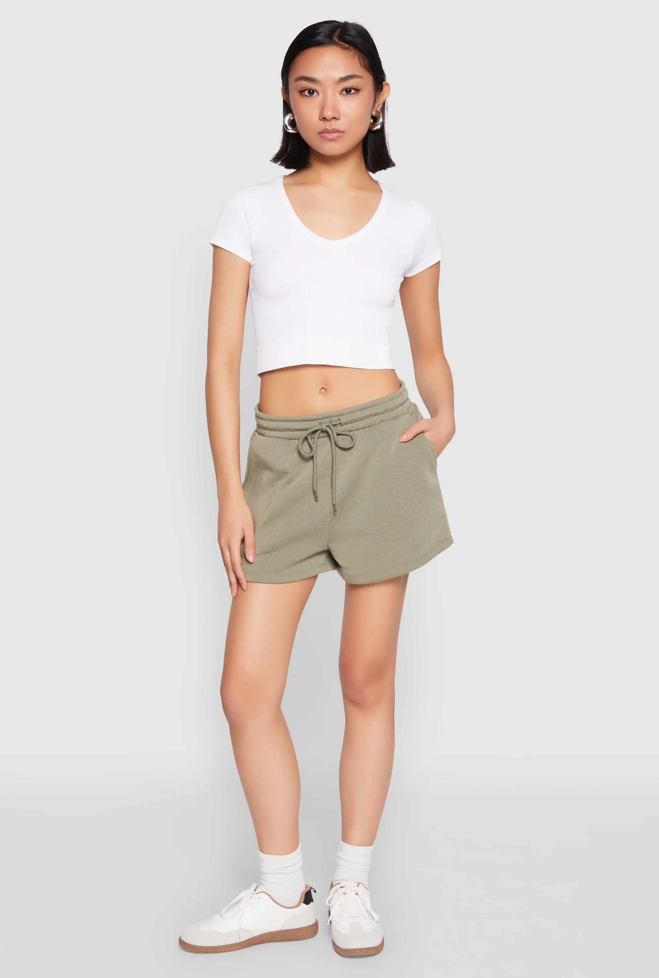 Wide Leg Silhouette Simple Cut High Waist Drawstring Sweatshorts