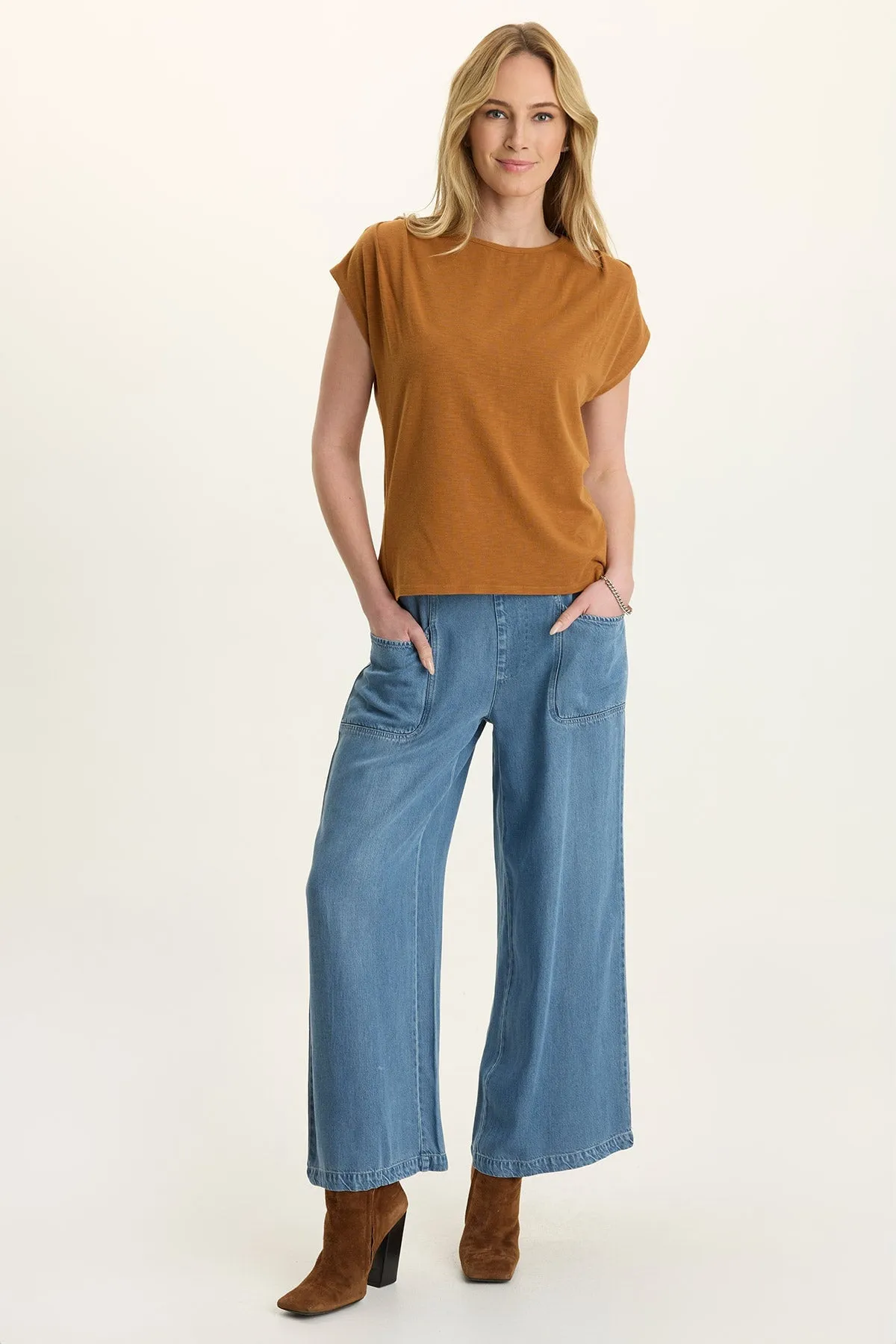 Arwen Soft Jersey Mock Neck Tee Reuse Mode