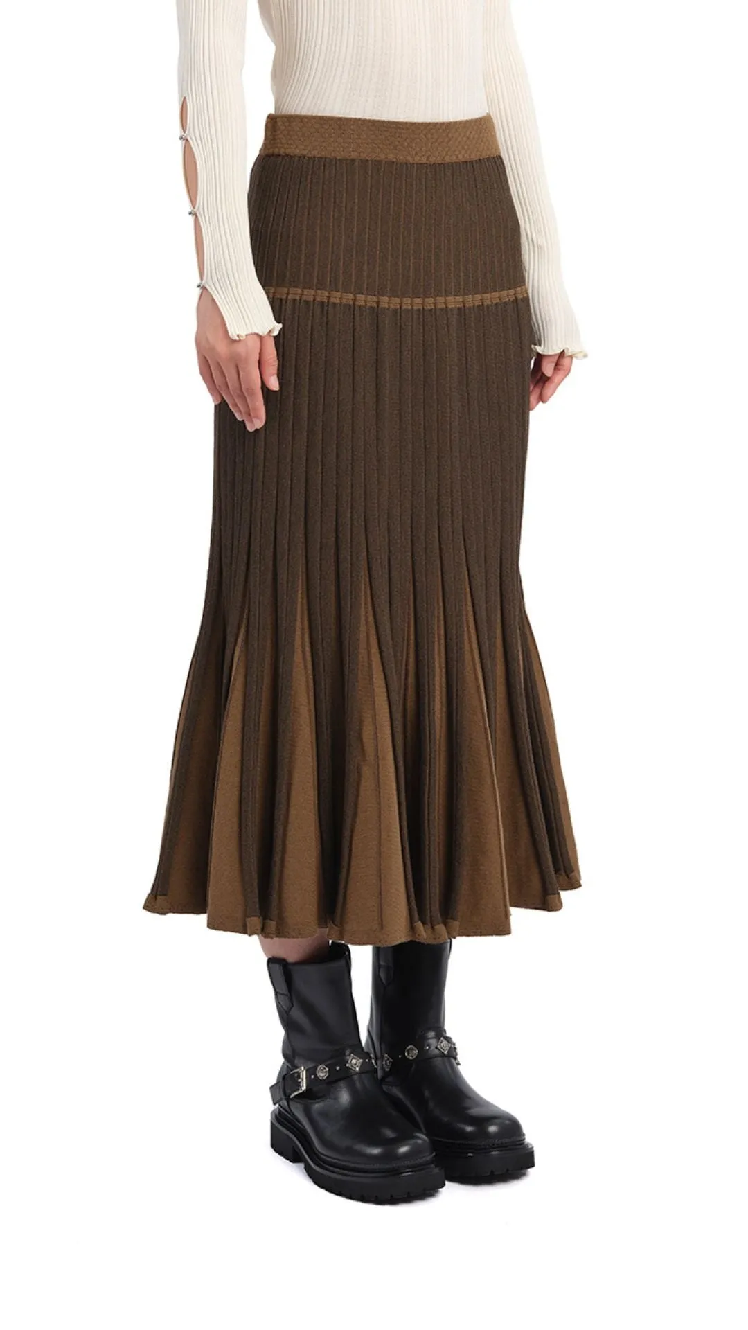 Knitted Flare Skirt Innovative Fabric Simple Fashion