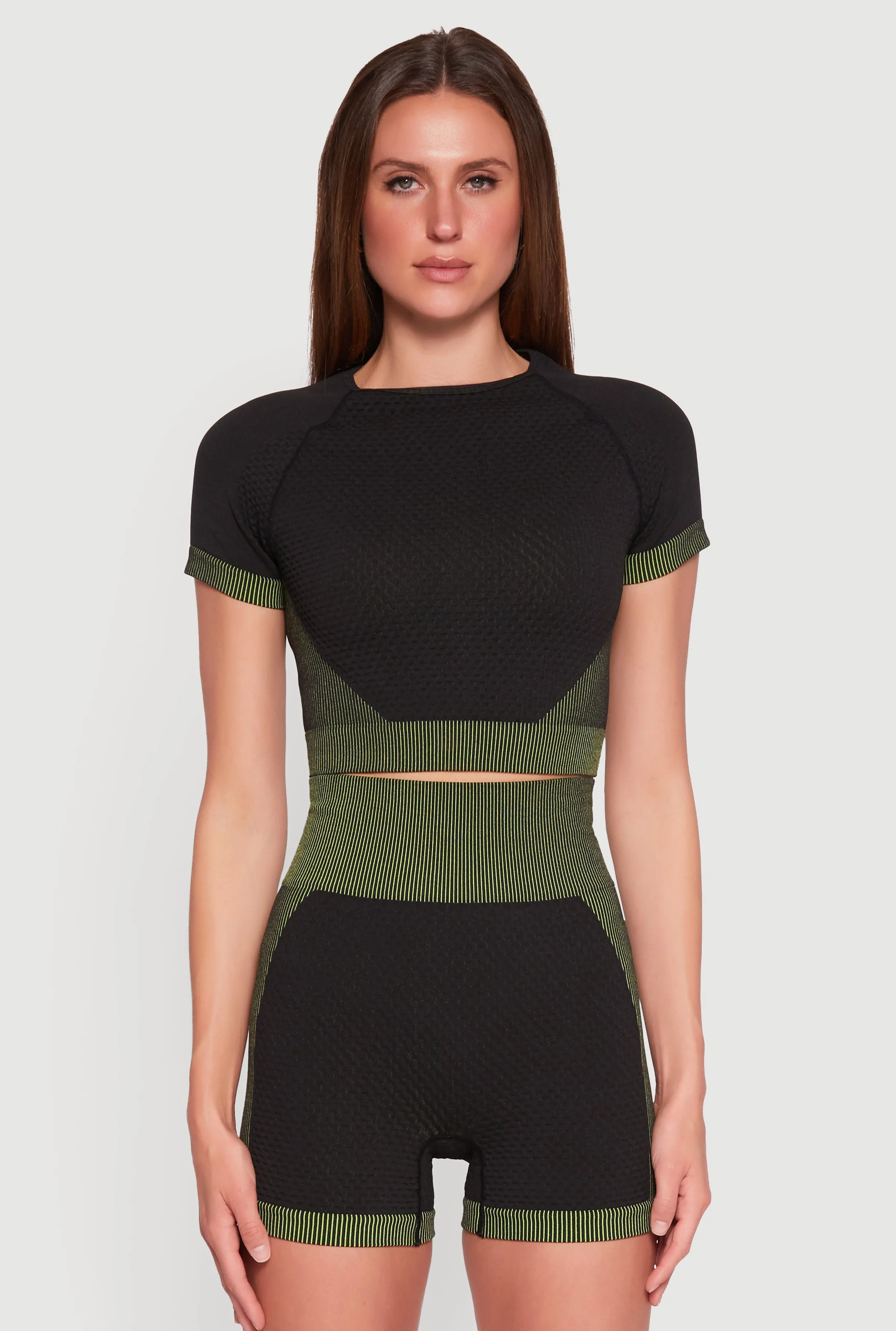 QuickDry Ultra Soft Finish Striped Detail Seamless Crop Top