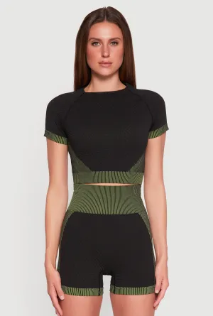 QuickDry Ultra Soft Finish Striped Detail Seamless Crop Top