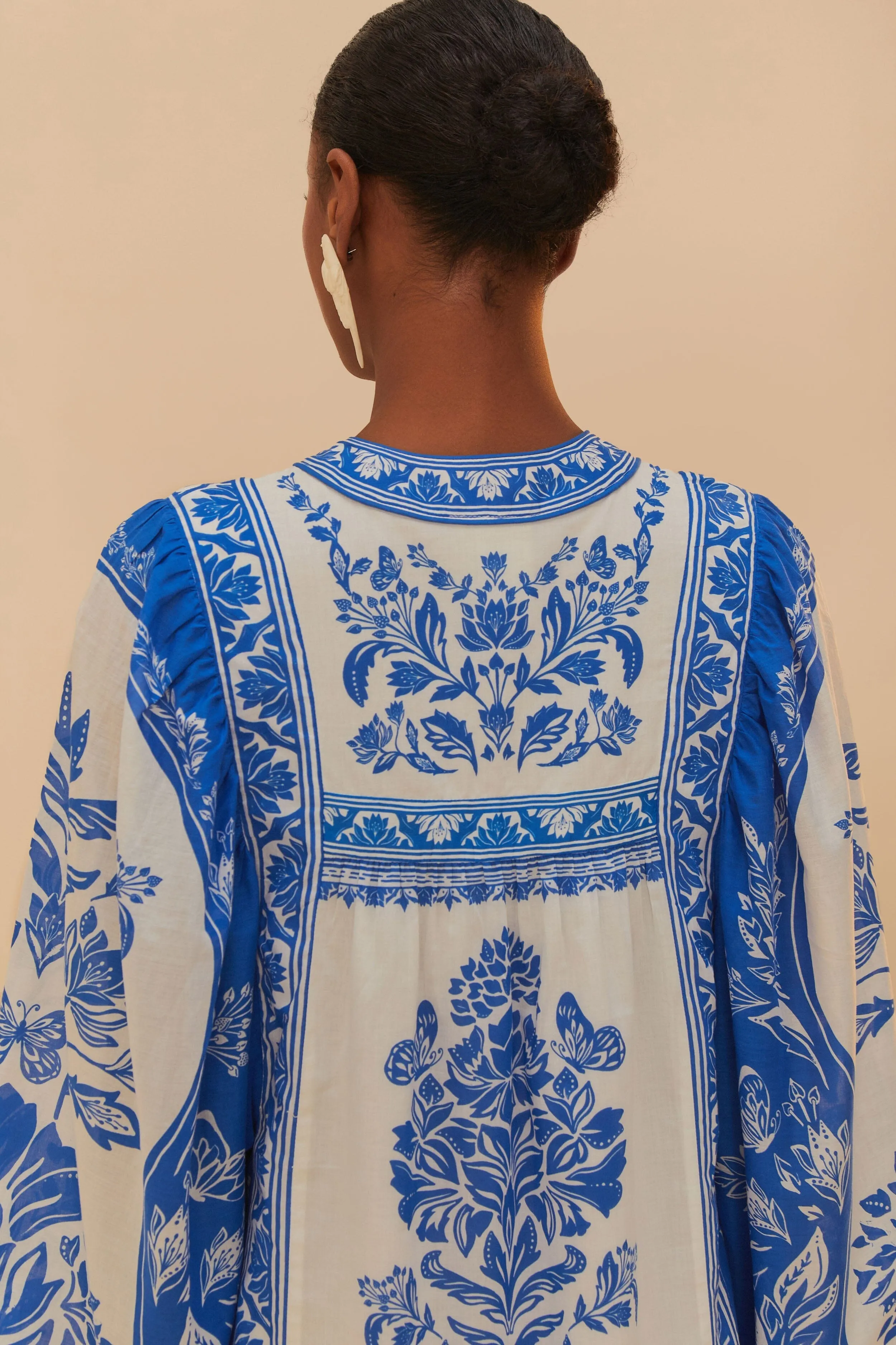 Off-White Delicate Tapestry Long Sleeve Maxi Dress The simple yet chic design of this maxi dress ensures it can be dressed up or down Breezy resort wear
