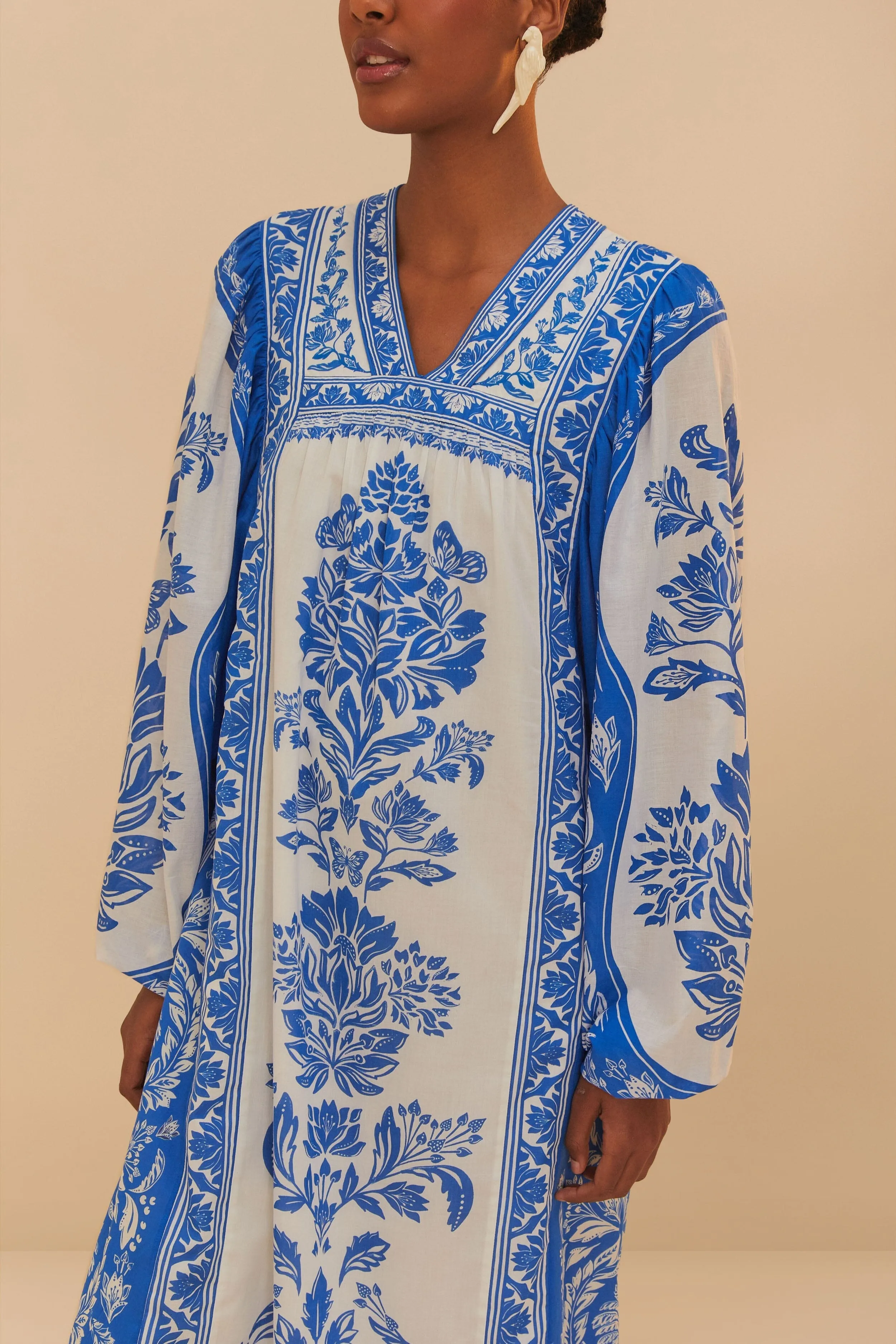Off-White Delicate Tapestry Long Sleeve Maxi Dress Step Glow Mist Path