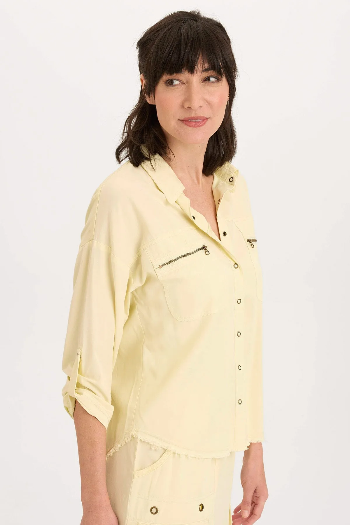 Calm Tone AntibacterialFinish Knapp Twill Utility Button-up