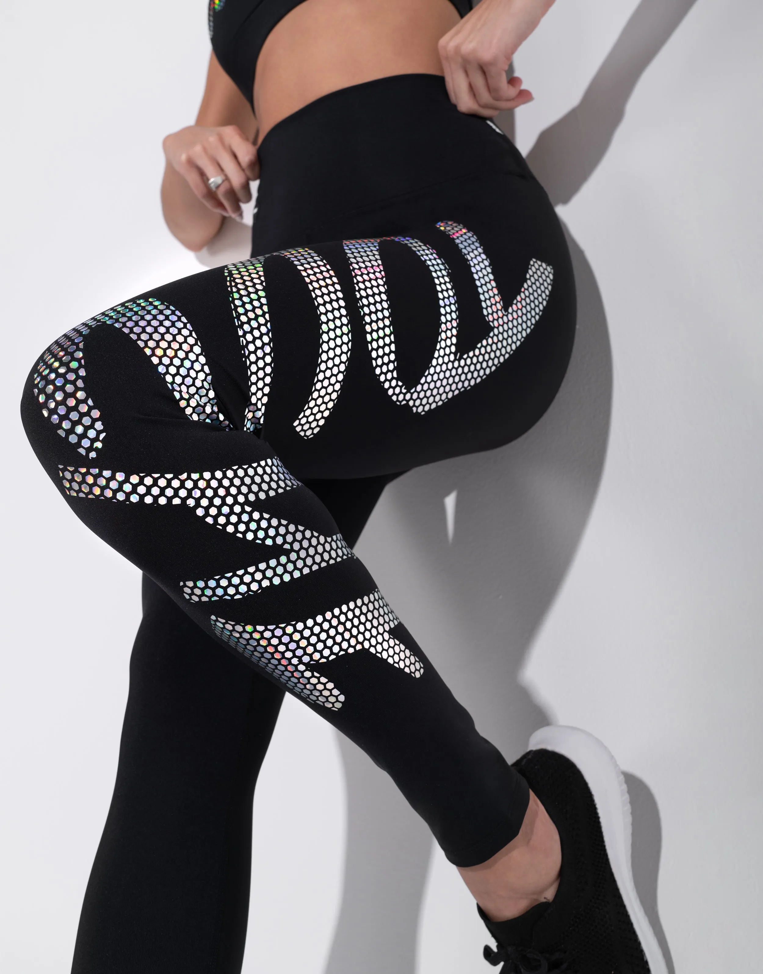 SIGNATURE HOLO Body Shaping Budget Friendly
