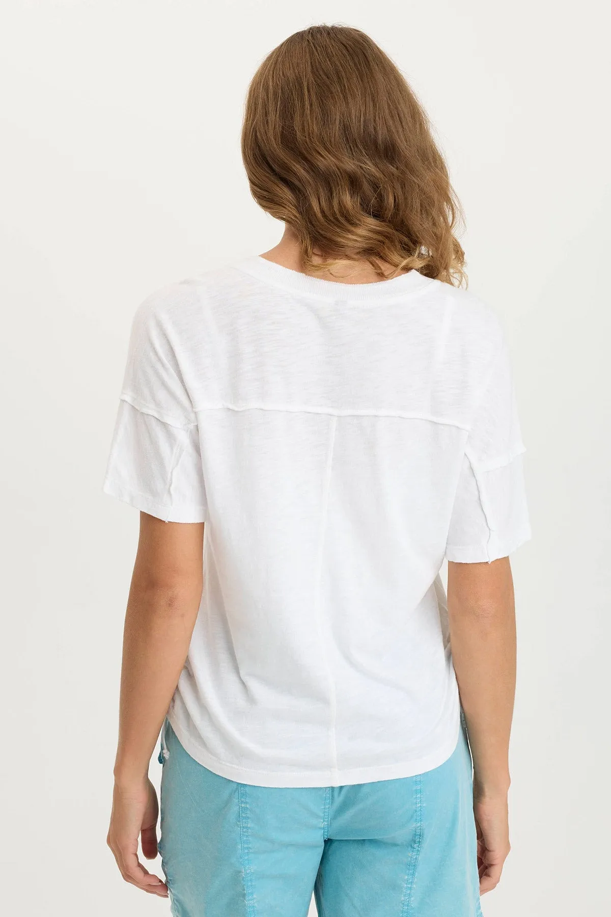 Siwa Jersey Split-Collar V-Neck Tee Compact Packable Design Charm Core
