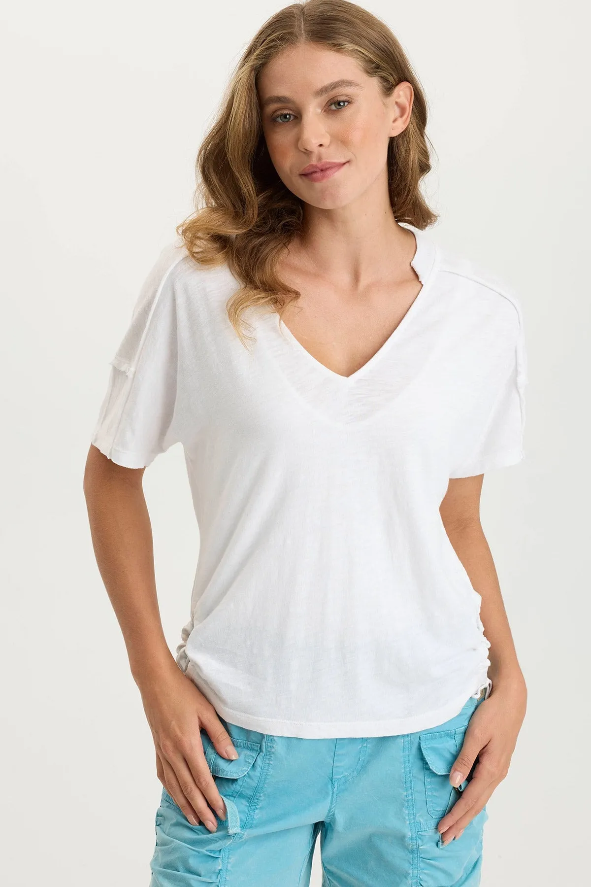WrinkleResistant Finish QuickDry Technology Siwa Jersey Split-Collar V-Neck Tee