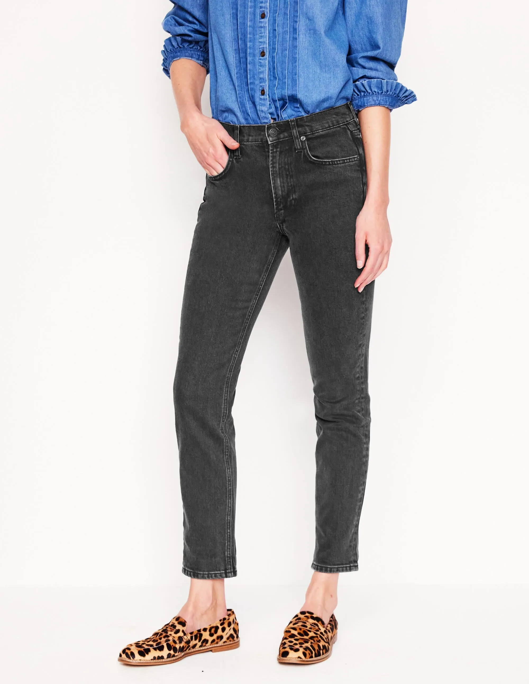 Girlfriend Jeans-Washed Black Easy Pair