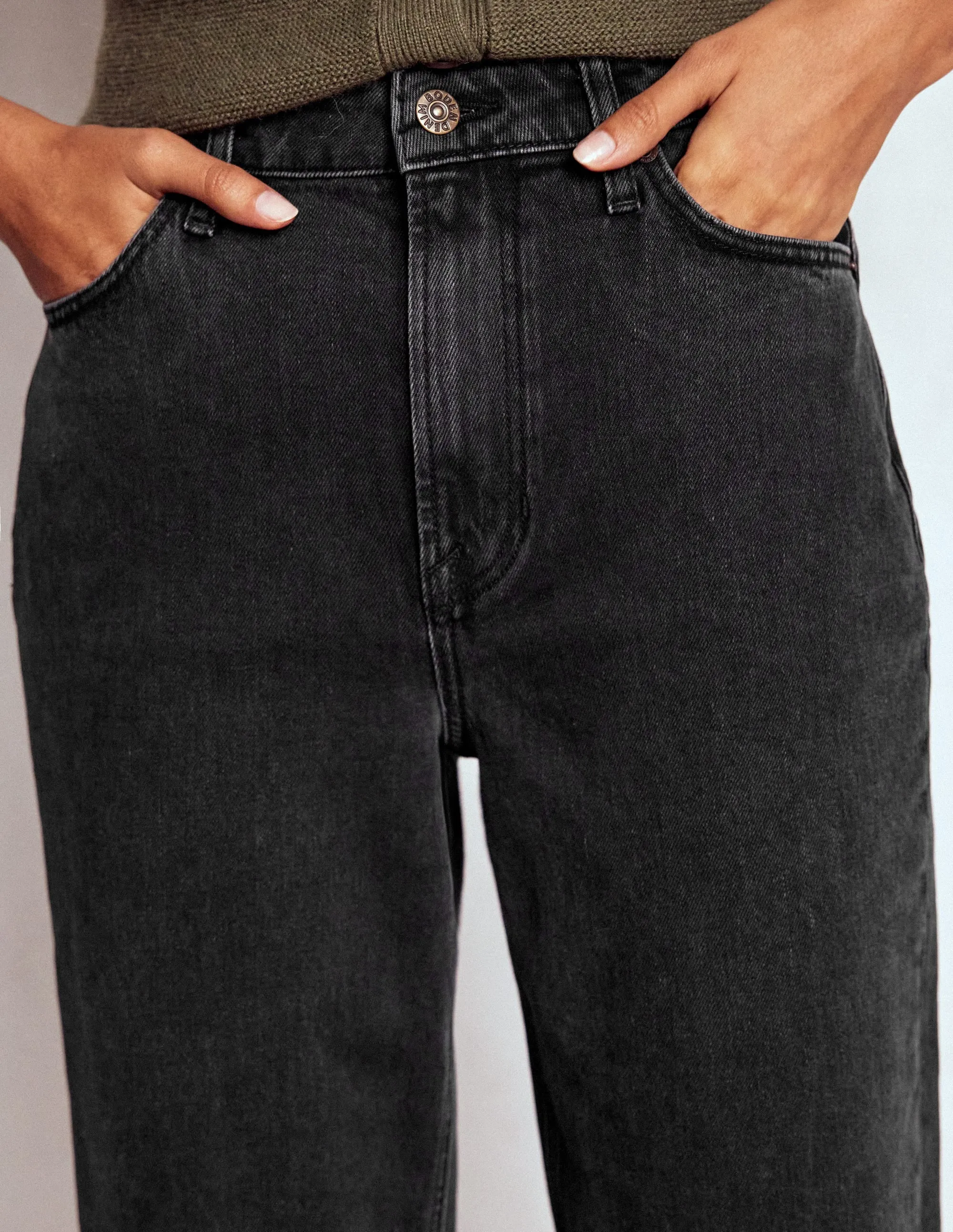 Base Comfort City Walk Smooth Mid Rise Stretch Jeans-Washed Black