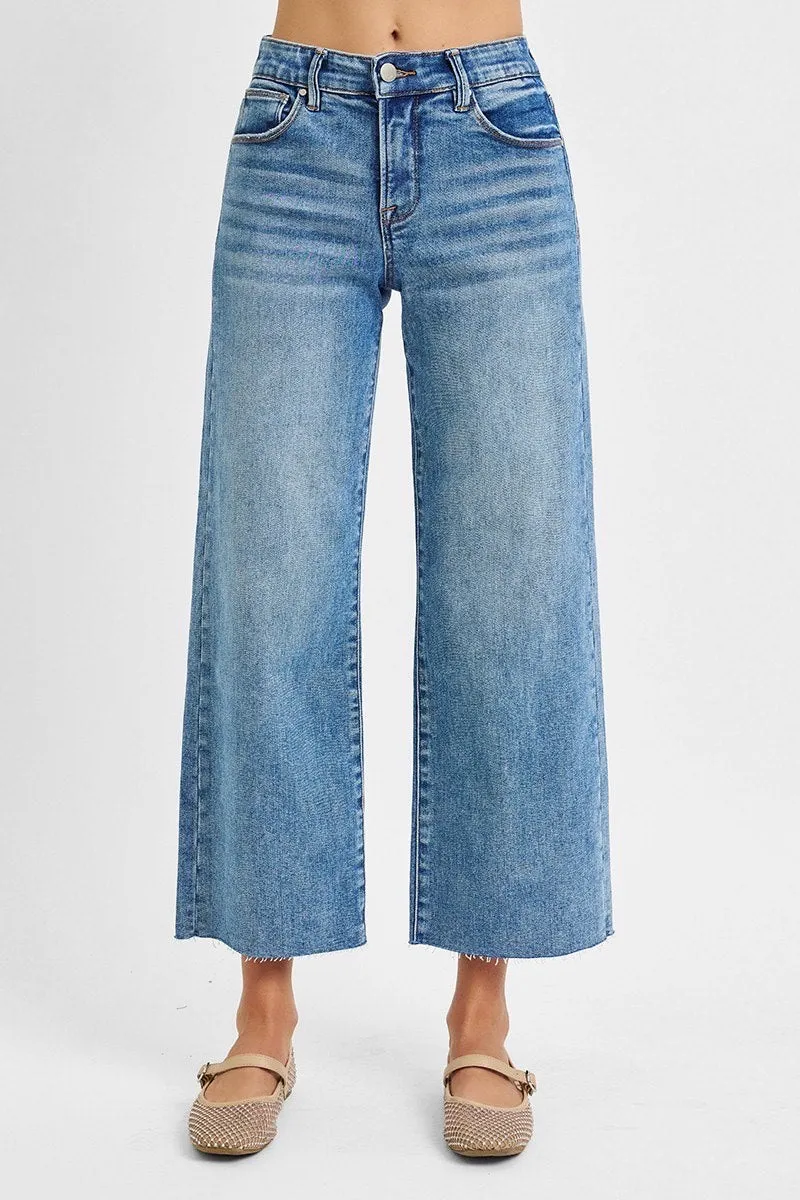 Risen Medium Wash Wide Leg Jeans FormFitting Cut Music Mood