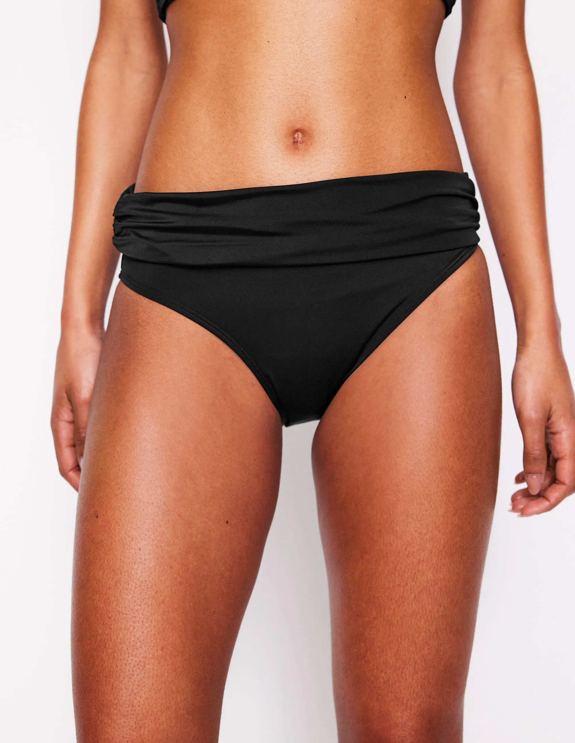 Classic Fold Bikini Bottoms-Black High Coverage Cutouts Stretchable Waistband