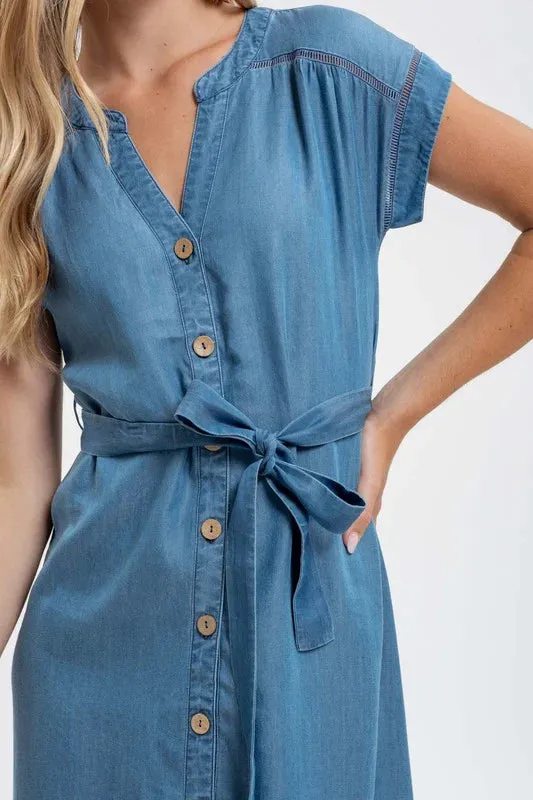 Fantasy Mood Focus Mood Chambray Button Down Dress