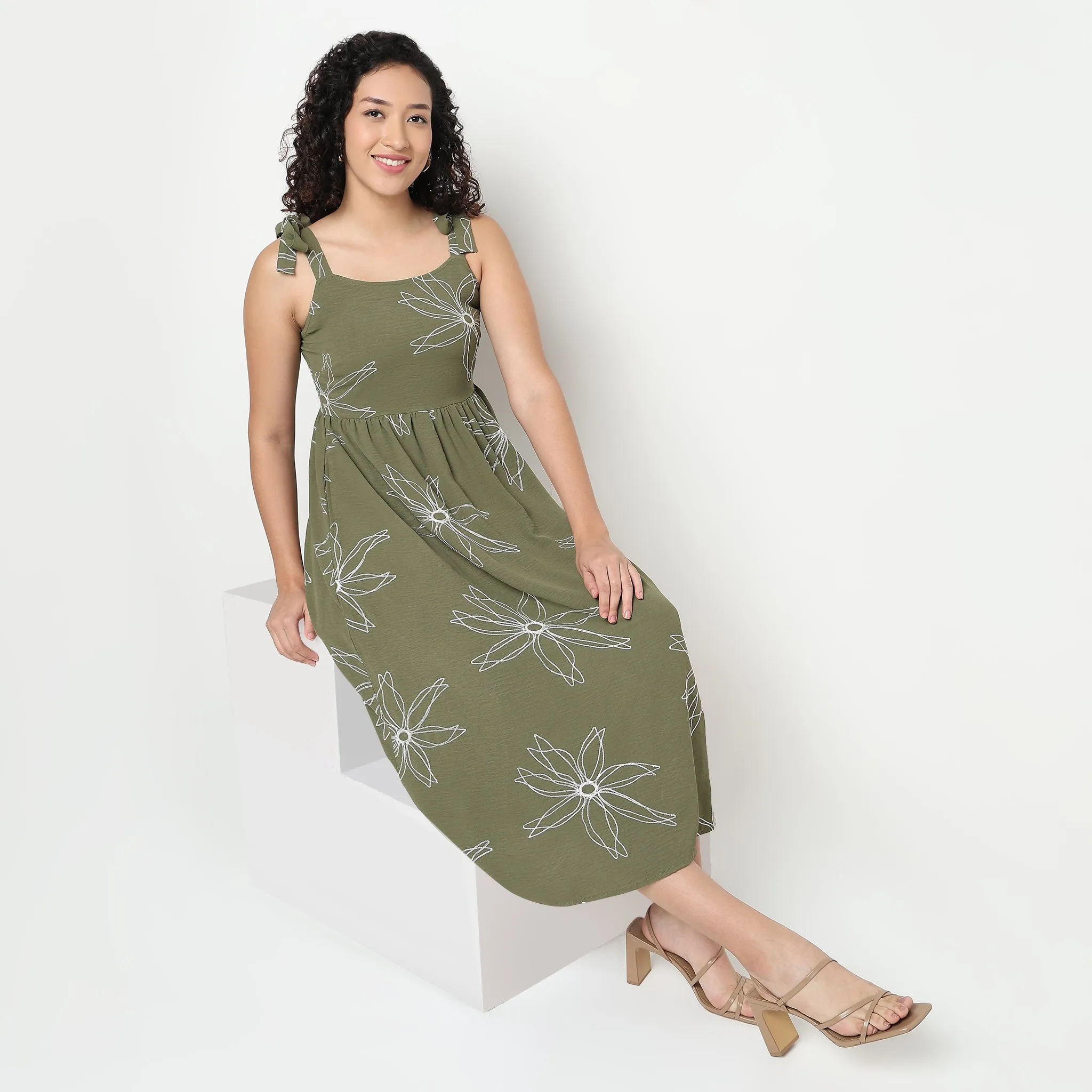 Sport Glow Work Mix Floral Embroidered Flare Fit Midi Dress