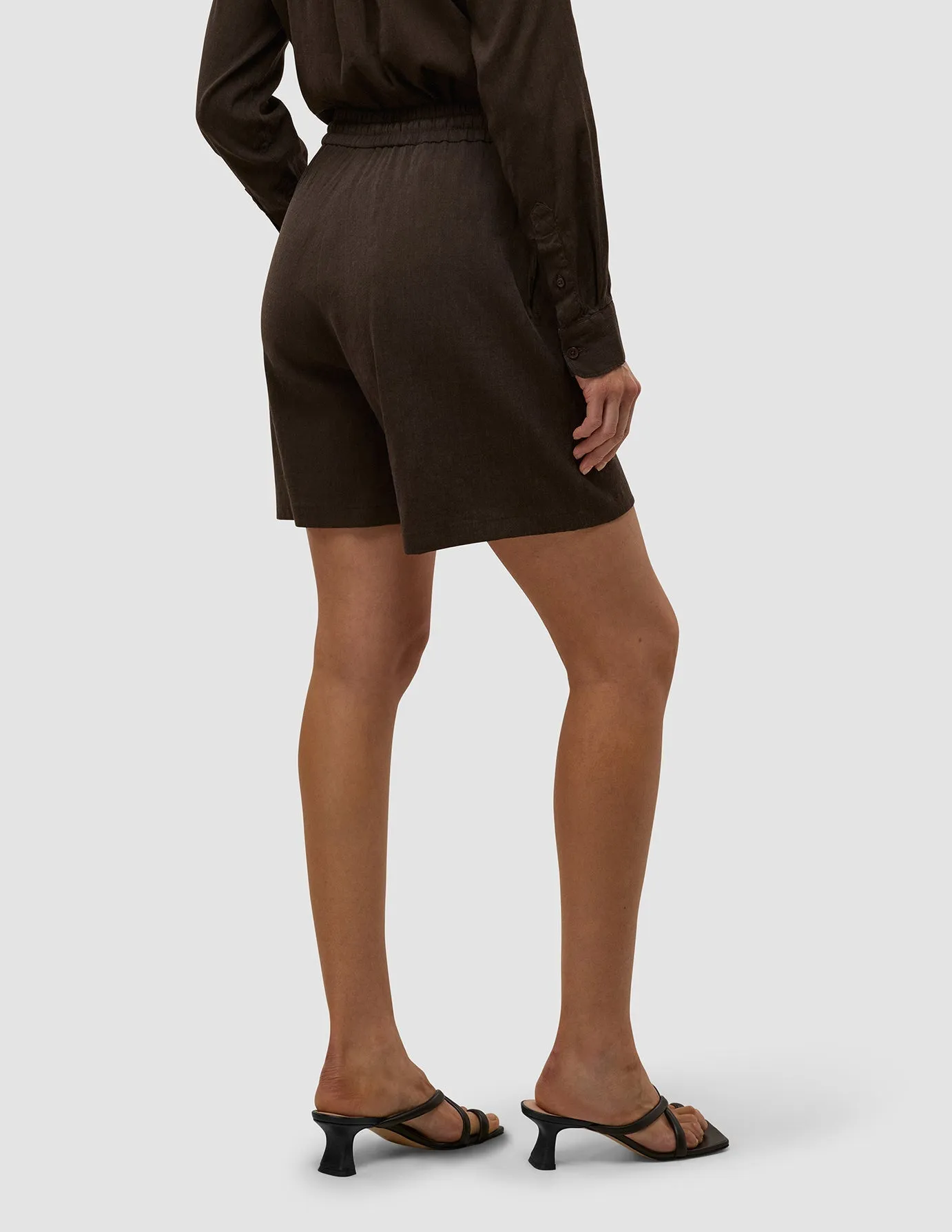 Women's Linen Shorts Relaxed Espresso petite size